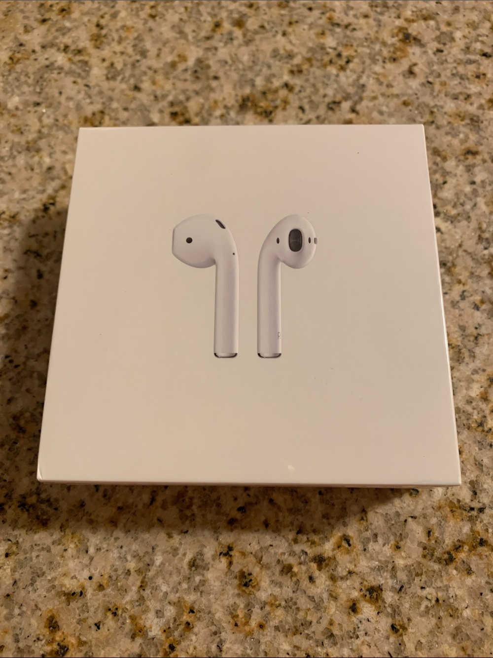 Apple AirPods Wireless Ear Buds - Bluetooth Headphones & Lightning Charging Case - Picture 13 of 16